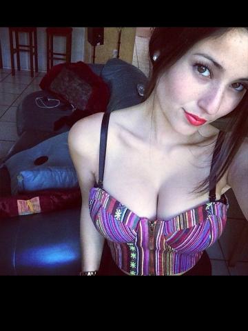 Анастасия Неудержима Красный Октябрь